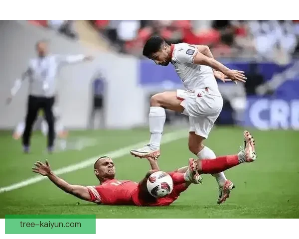 巴斯托尼领衔后场指挥，球队迎战强敌防线表现稳健，备受期待